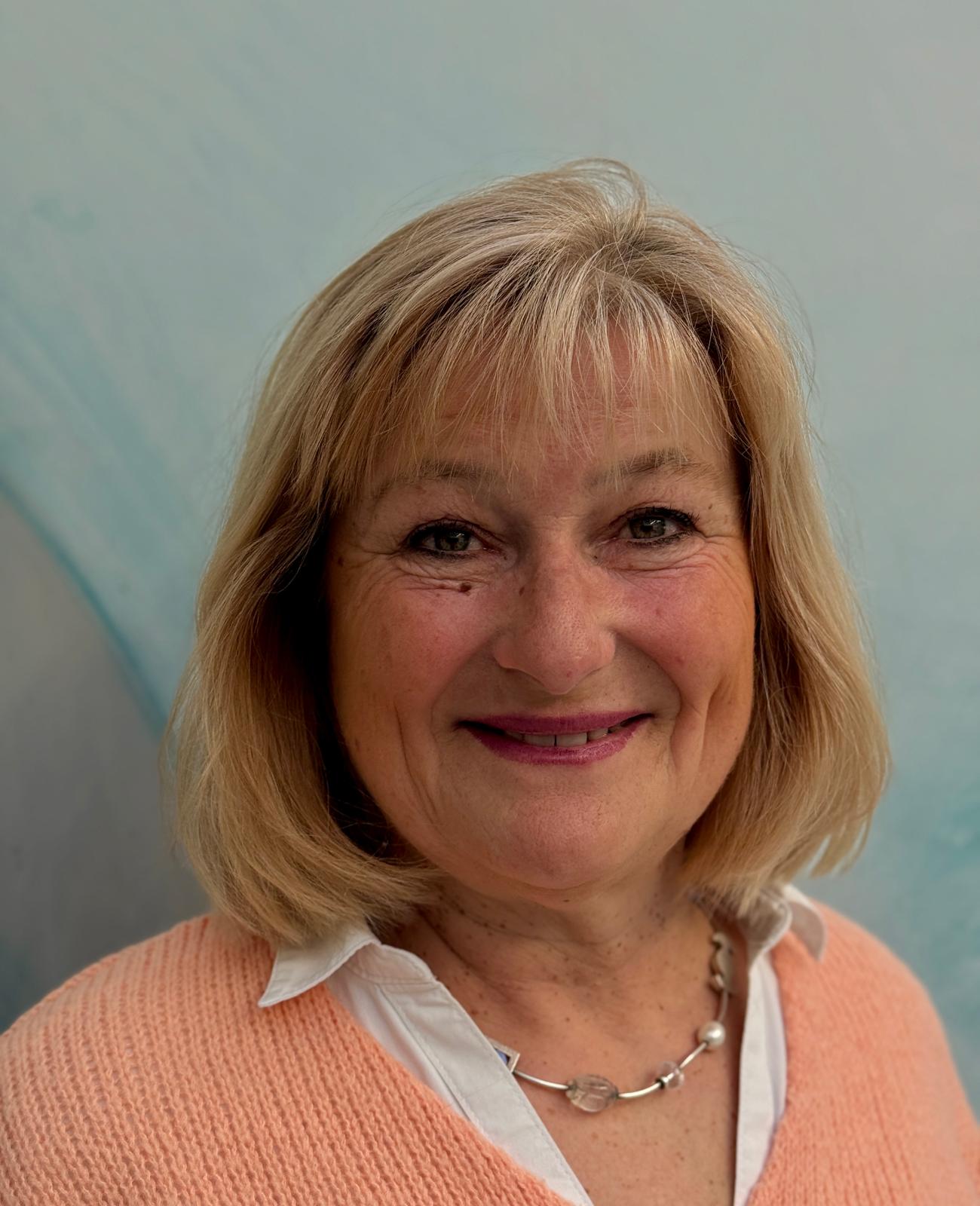 Sabine Wolff
